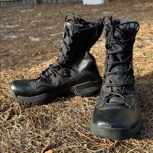 NIKE SFB FIELD 2 8" Black Tactical Boots